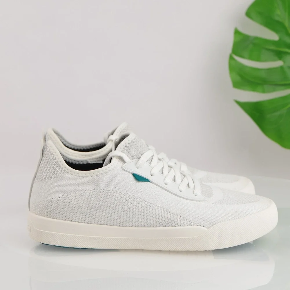 Vessi Womens Weekend Sneakers Size 9 Waterproof White Lace-Up Comfort Shoes Low